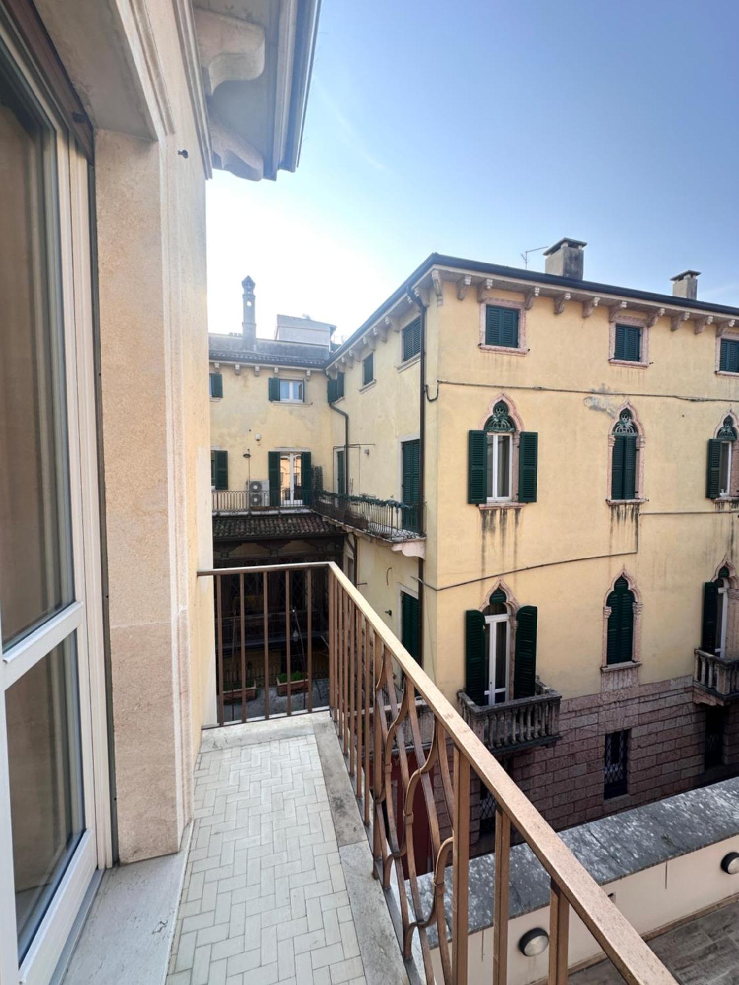 Hotel Catullo 12 à Vérone Extérieur photo
